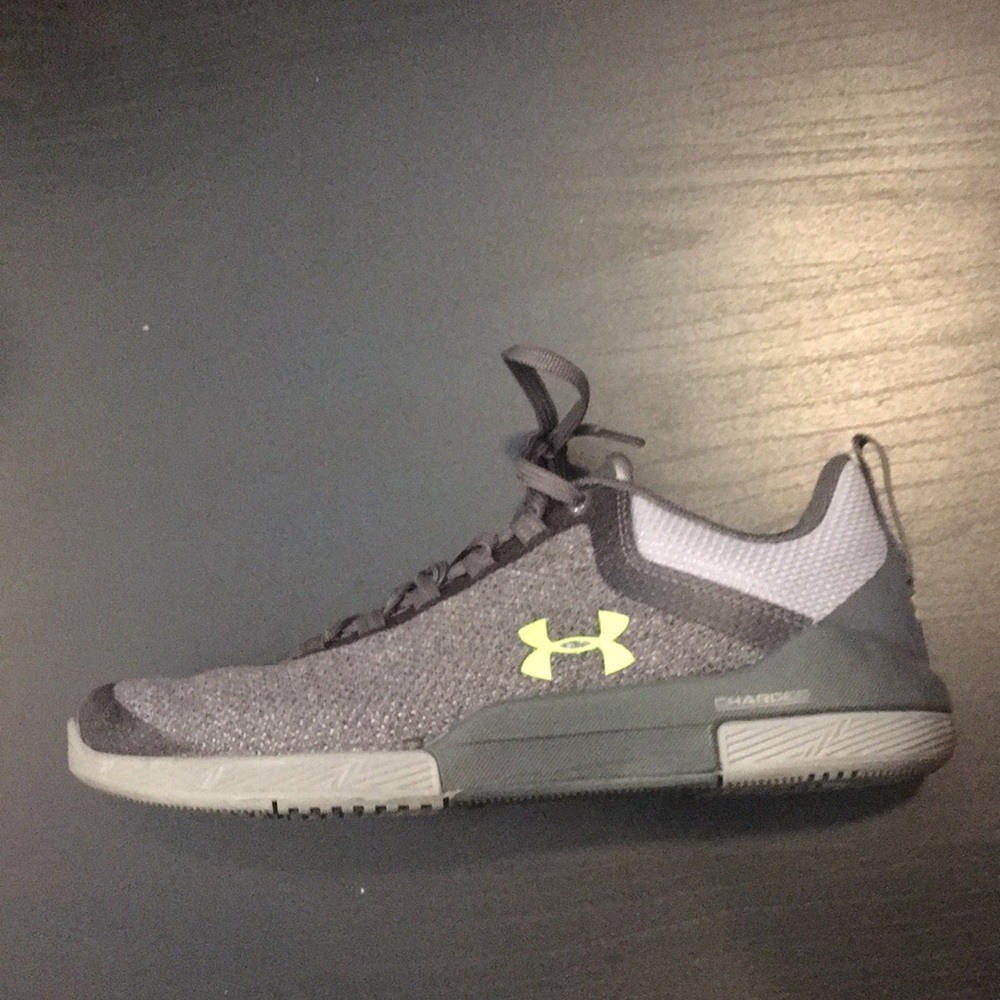 Grey under armor running shoes